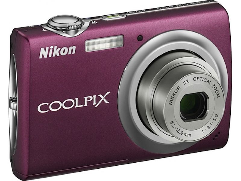 Digital Nikon Coolpix Camera S220